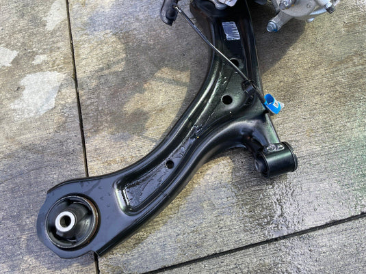 2025-2026 HYUNDAI IONIQ 5 AWD FRONT LEFT SIDE SUSPENSION KNEE ASSEMBLY