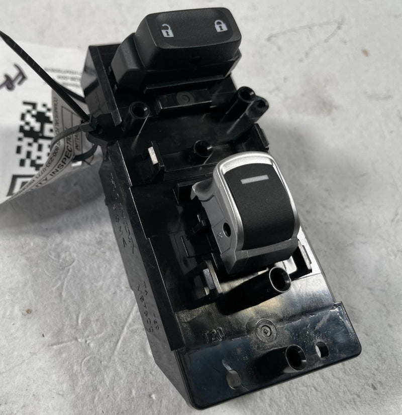 Load image into Gallery viewer, 23-25 HONDA HR-V FRONT RIGHT PASSENGER SIDE DOOR WINDOW CONTROL SWITCH # 107983
