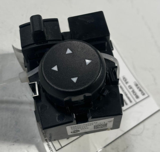 2023-2025 KIA SPORTAGE FRONT LEFT DRIVER SIDE DOOR MIRROR CONTROL SWITCH 