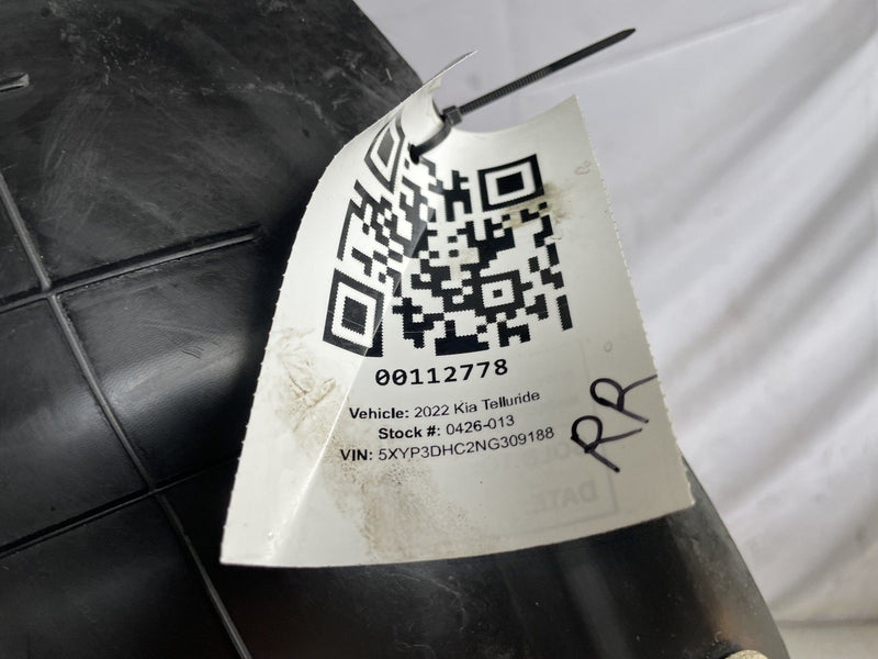 Load image into Gallery viewer, 2020-2025 KIA TELLURIDE REAR RIGHT PASSENGER SIDE INNER FENDER LINER # 112778
