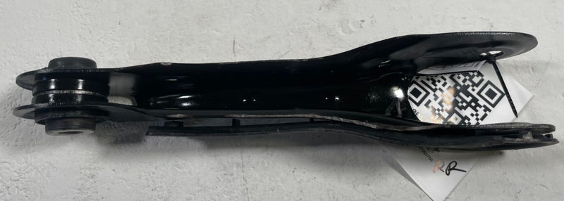 Load image into Gallery viewer, 2023-2026 KIA SPORTAGE REAR RIGHT SIDE SUSPENSION LATERAL CONTROL ARM # 113278
