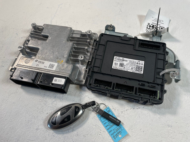 Load image into Gallery viewer, 24-25 HYUNDAI SANTA FE FWD ENGINE &amp; BODY MODULE ECM BCM W/ KEY FOB 2.5L # 109250
