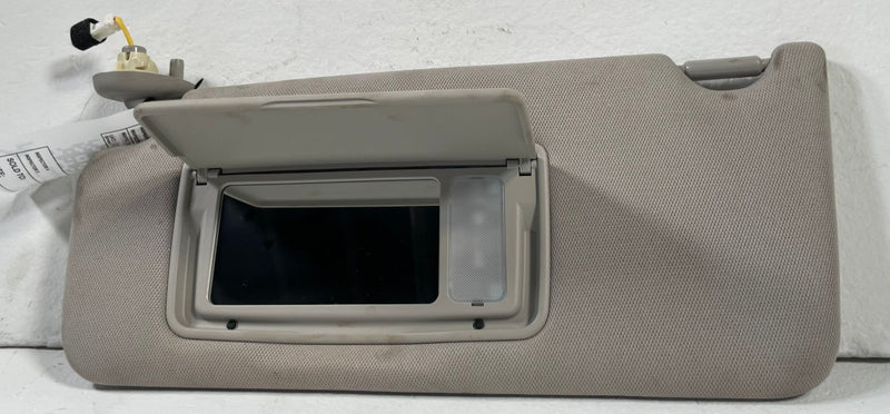 Load image into Gallery viewer, 2023 - 2025 HONDA HR-V EX-L FRONT LEFT DRIVER SIDE SUNVISOR SUN VISOR # 107999
