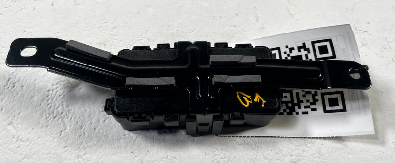 Load image into Gallery viewer, 25-26 HYUNDAI TUCSON CDC CHASSIS DOMAIN CONTROL MODULE 95640-N9100 2.5L # 112002
