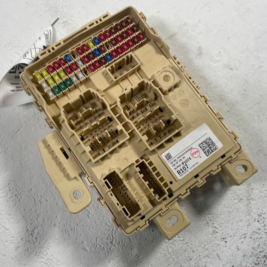 2023 - 2026 KIA SPORTAGE DASHBOARD FUSE RELAY JUNCTION BLOCK BOX