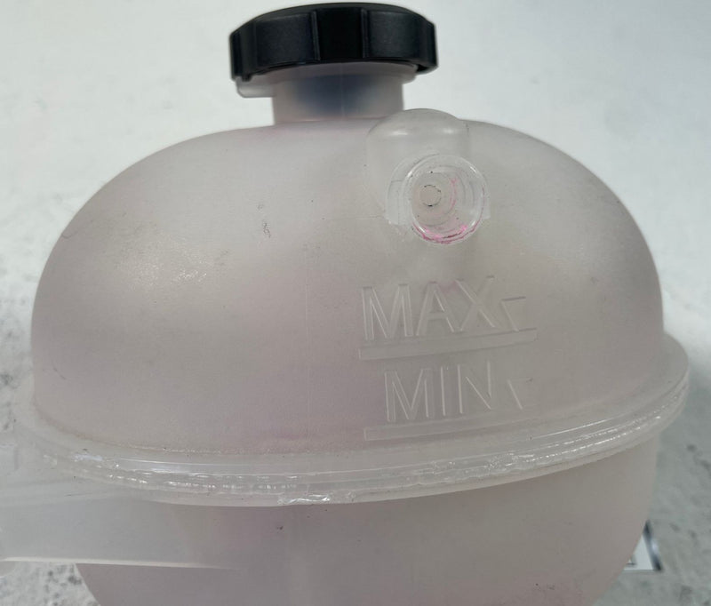 Load image into Gallery viewer, 21-26 HYUNDAI TUCSON SANTA FE ENGINE COOLANT RESERVOIR TANK BOTTLE 2.5L # 109277
