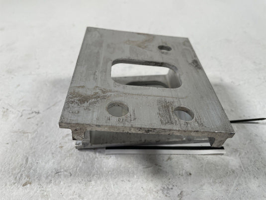 23-25 HONDA HR-V REAR LEFT SIDE BUMPER REINFORCEMENT BAR MOUNT BRACKET 
