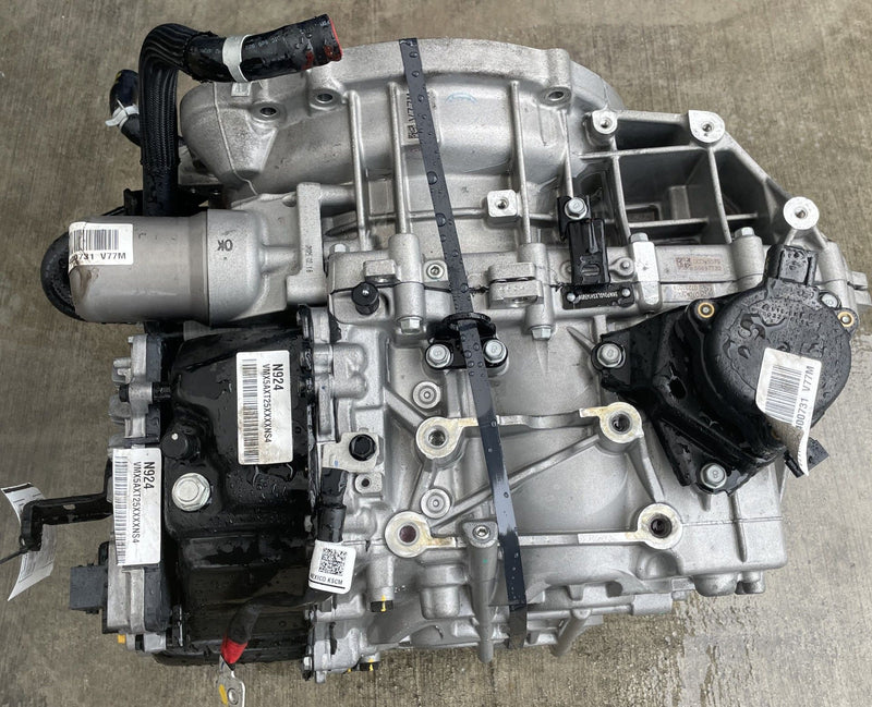 Load image into Gallery viewer, HYUNDAI SANTA FE FWD AUTO TRANSMISSION ASSEMBLY 2.5L 10K MILES 2024-2025 #112883

