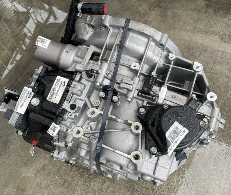 Load image into Gallery viewer, HYUNDAI SANTA FE FWD AUTO TRANSMISSION ASSEMBLY 2.5L 10K MILES 2024-2025 #112883
