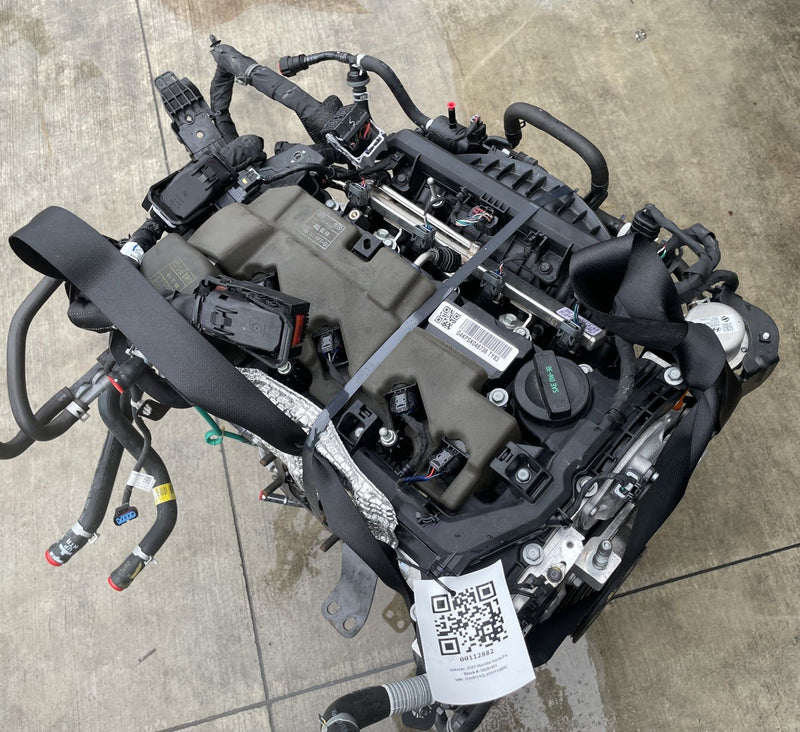 Load image into Gallery viewer, HYUNDAI SANTA FE FWD AUTO ENGINE MOTOR ASSEMBLY 2.5L 10K MILES 24-25 # 112882
