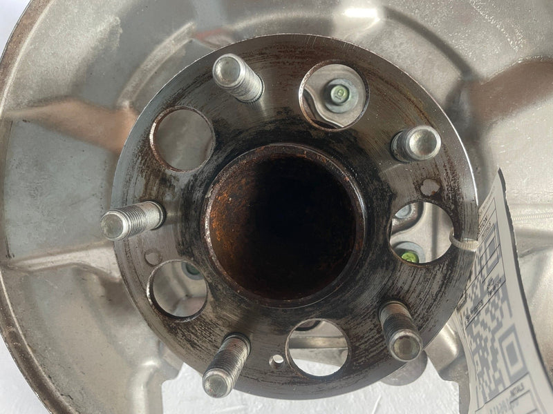 Load image into Gallery viewer, 23-25 HONDA HR-V REAR RIGHT PASSENGER SIDE SPINDLE KNUCKLE W/ HUB 2.0L # 106411
