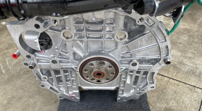 Load image into Gallery viewer, HYUNDAI SANTA FE FWD AUTO ENGINE MOTOR ASSEMBLY 2.5L 10K MILES 24-25 # 112882
