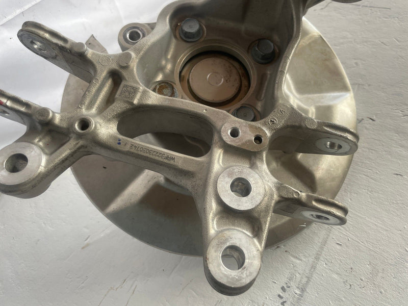 Load image into Gallery viewer, 23-25 HONDA HR-V REAR RIGHT PASSENGER SIDE SPINDLE KNUCKLE W/ HUB 2.0L # 106411
