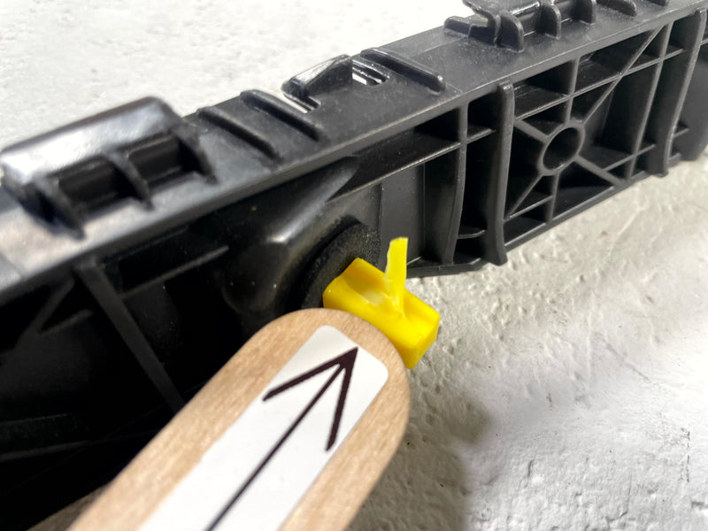 Load image into Gallery viewer, 2022 - 2026 HYUNDAI TUCSON REAR RIGHT SIDE BUMPER MOUNT SUPPORT BRACKET # 111993
