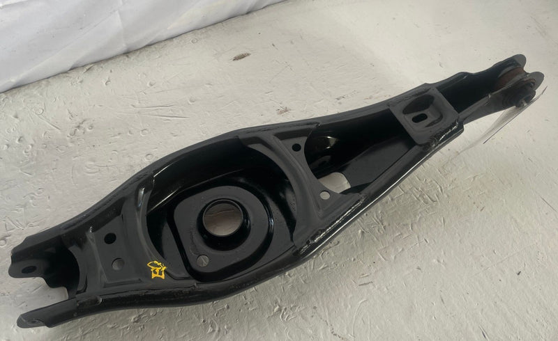 Load image into Gallery viewer, 2023-2026 HONDA HR-V FWD REAR LEFT DRIVER SIDE LOWER SPRING CONTROL ARM # 106416

