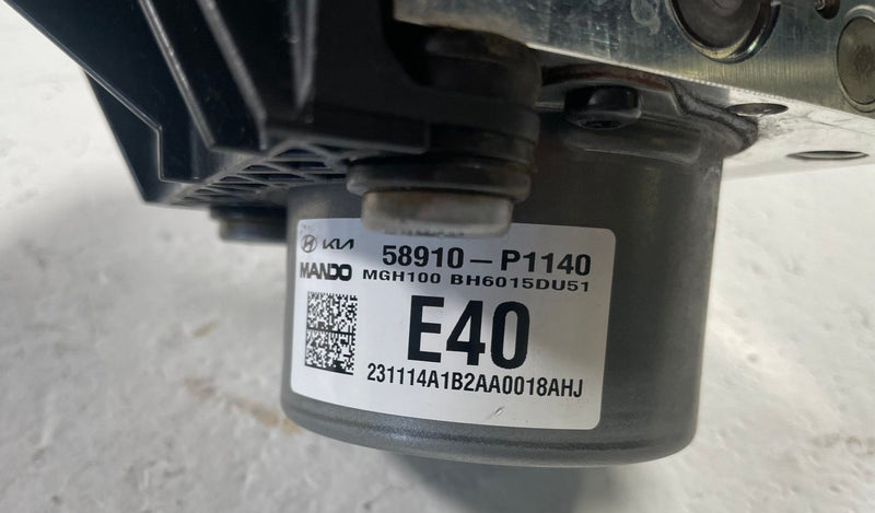 Load image into Gallery viewer, 2024 - 2026 KIA SPORTAGE ABS ANTI LOCK BRAKE PUMP CONTROL MODULE 2.5L # 113273
