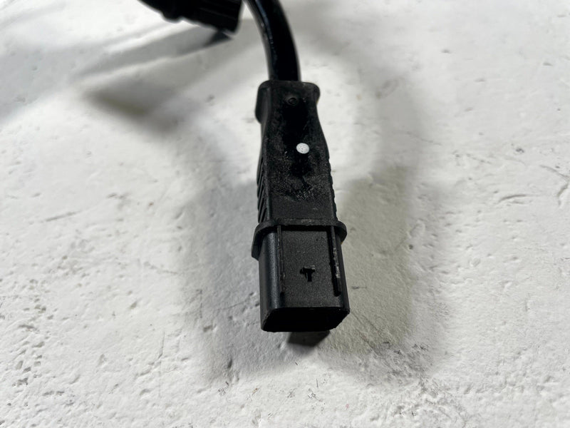 Load image into Gallery viewer, 2022-2026 HYUNDAI TUCSON REAR RIGHT SIDE ABS WHEEL SPEED SENSOR 2.5L # 111991
