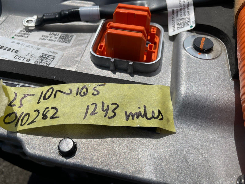 Load image into Gallery viewer, HYUNDAI IONIQ 5 AWD REAR DRIVE UNIT ENGINE ASSEMBLY 1K MILES 2025 # 110473
