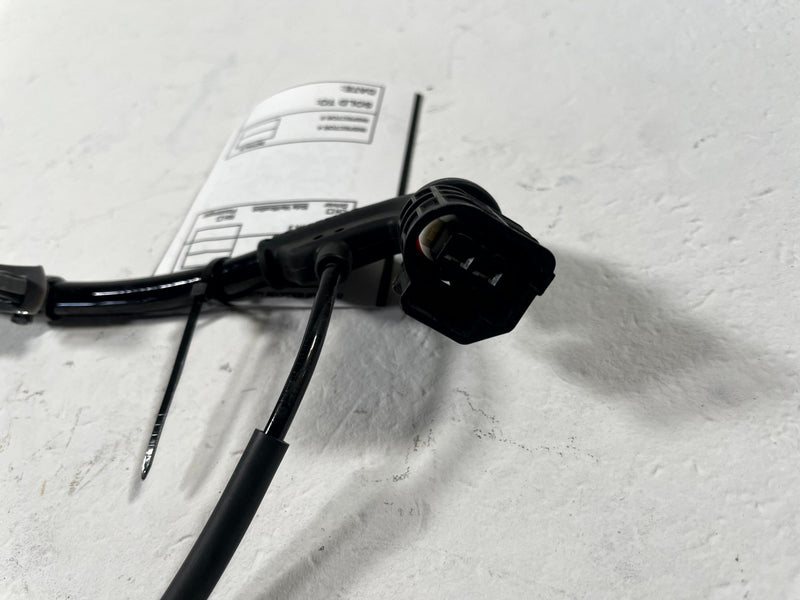 Load image into Gallery viewer, 2022-2026 HYUNDAI TUCSON REAR RIGHT SIDE ABS WHEEL SPEED SENSOR 2.5L # 111991

