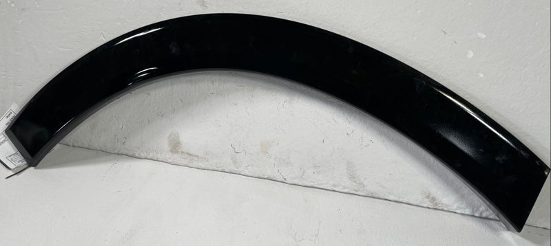 Load image into Gallery viewer, 23-26 HONDA HR-V EX-L REAR RIGHT DOOR QUARTER WHEEL ARCH FLARE MOLDING # 108035
