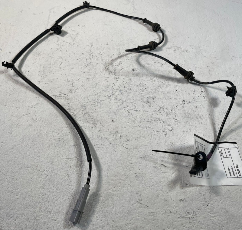 Load image into Gallery viewer, 2024-2026 HYUNDAI SANTA FE FRONT LEFT SIDE ABS WHEEL SPEED SENSOR 2.5L # 109235
