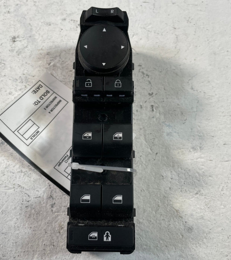 Load image into Gallery viewer, 2024 - 2026 HYUNDAI SANTA FE FRONT LEFT SIDE MASTER DOOR WINDOW SWITCH # 109238
