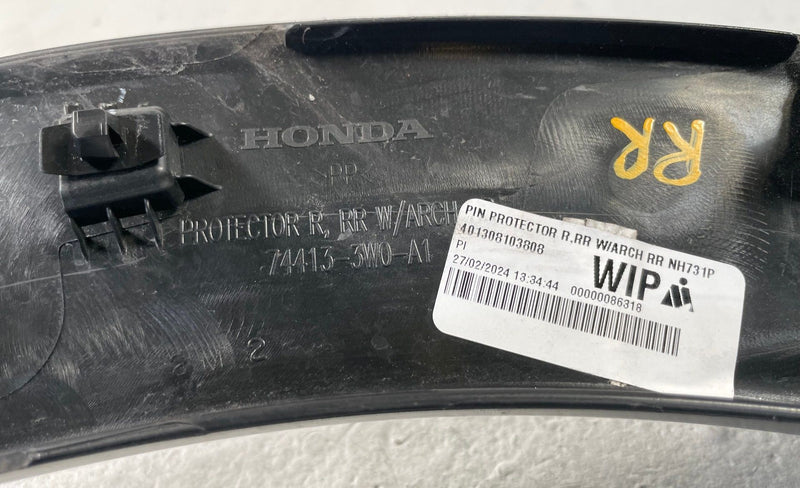 Load image into Gallery viewer, 23-26 HONDA HR-V EX-L REAR RIGHT DOOR QUARTER WHEEL ARCH FLARE MOLDING # 108035
