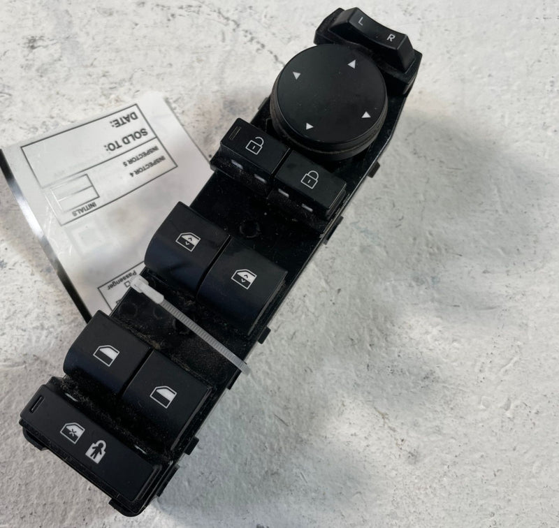 Load image into Gallery viewer, 2024 - 2026 HYUNDAI SANTA FE FRONT LEFT SIDE MASTER DOOR WINDOW SWITCH # 109238
