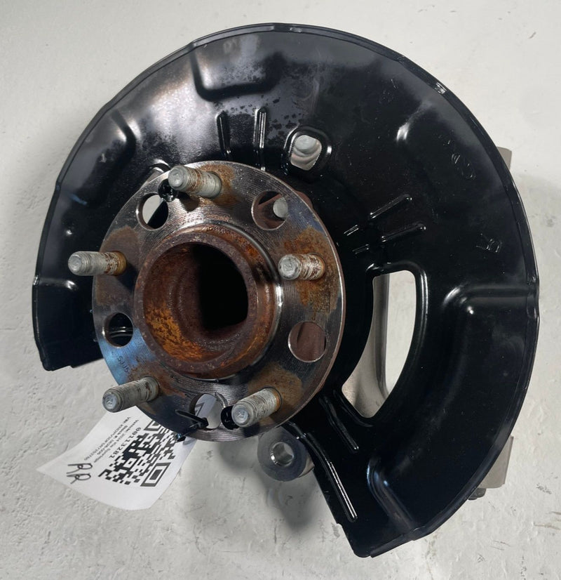 Load image into Gallery viewer, 2023 - 2026 KIA SPORTAGE FWD REAR RIGHT PASSENGER SIDE SPINDLE KNUCKLE # 113281
