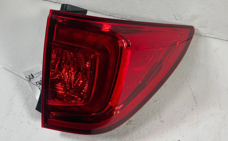 Load image into Gallery viewer, 2016-2025 HONDA PILOT PASSPORT REAR RIGHT LED OUTER TAILLIGHT LIGHT LAMP #107897
