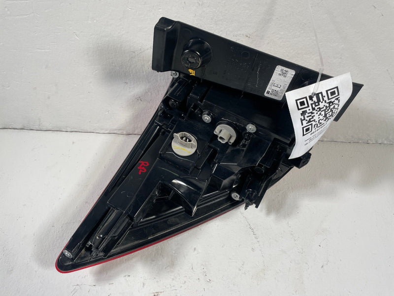 Load image into Gallery viewer, 2016-2025 HONDA PILOT PASSPORT REAR RIGHT LED OUTER TAILLIGHT LIGHT LAMP #107897
