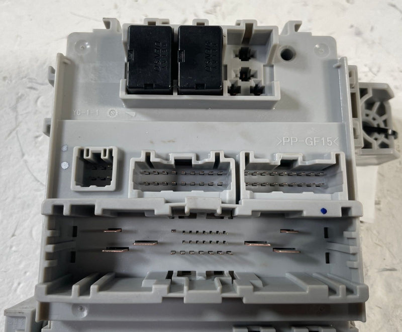 Load image into Gallery viewer, 2023-2024 HONDA ACCORD LX CABIN FUSE BOX RELAY MODULE 38200-30A-A01 1.5L #110569
