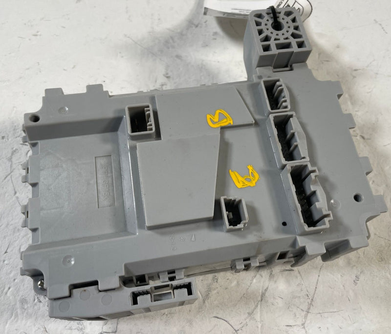 Load image into Gallery viewer, 2023-2024 HONDA ACCORD LX CABIN FUSE BOX RELAY MODULE 38200-30A-A01 1.5L #110569
