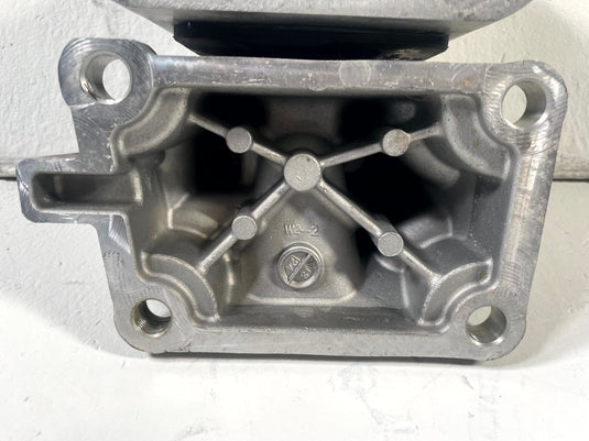 2025-2026 HYUNDAI TUCSON FRONT LEFT AUTO TRANSMISSION MOUNT BRACKET 2.5L