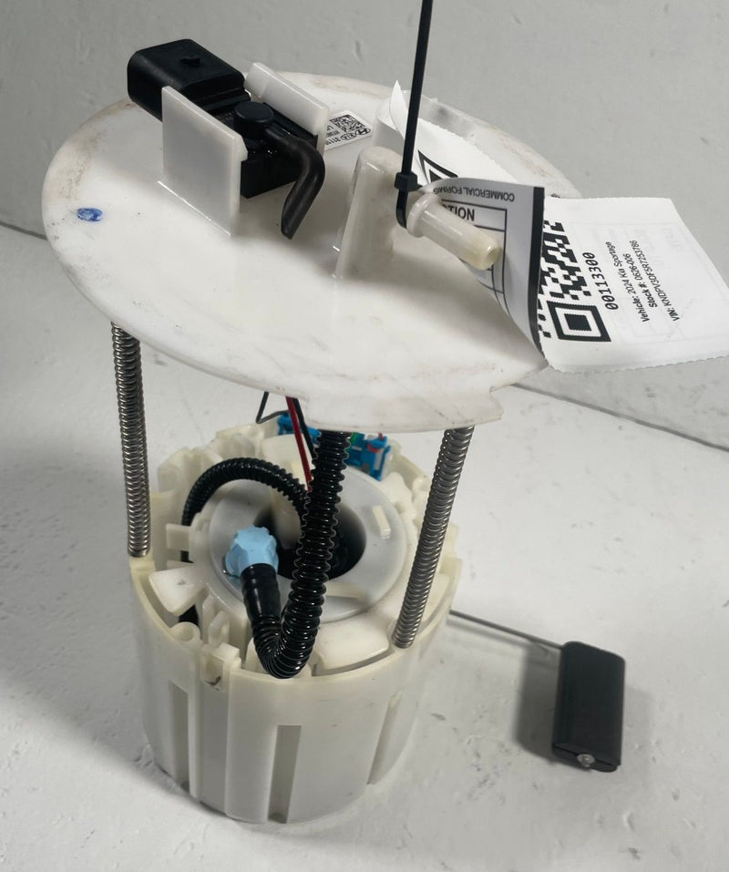 Load image into Gallery viewer, 2023 - 2026 KIA SPORTAGE FUEL GAS TANK PUMP SENDING UNIT ASSEMBLY # 113300

