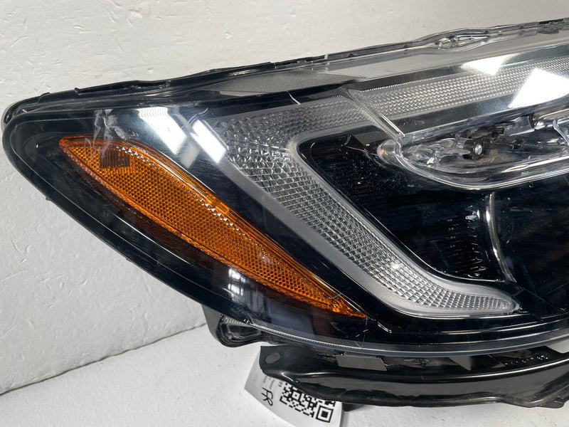 Load image into Gallery viewer, 2022-2025 HONDA PASSPORT RIGHT PASSENGER SIDE LED HEADLIGHT HEADLAMP # 107899
