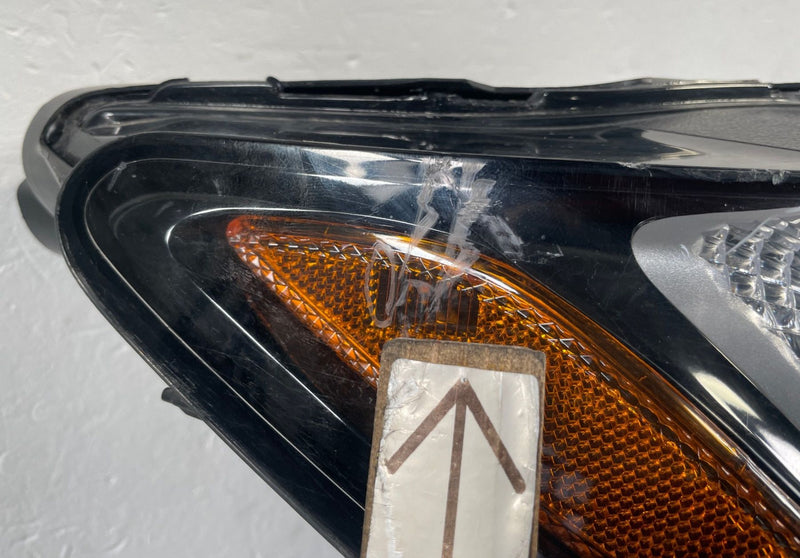 Load image into Gallery viewer, 2022-2025 HONDA PASSPORT RIGHT PASSENGER SIDE LED HEADLIGHT HEADLAMP # 107899
