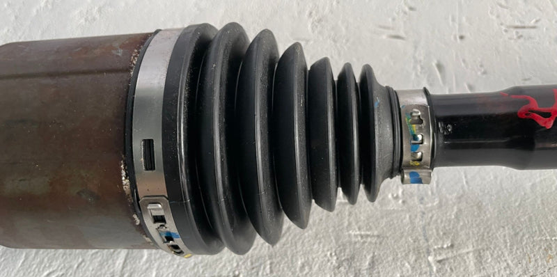 Load image into Gallery viewer, 2021-2026 HYUNDAI SANTA FE FWD FRONT RIGHT AXLE SHAFT HALFSHAFT 2.5L # 112853
