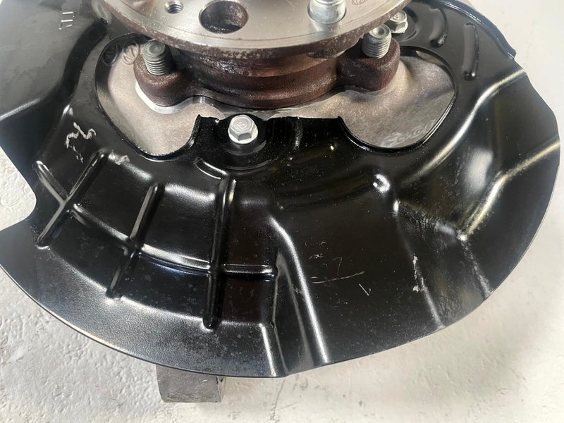 Load image into Gallery viewer, 2022-2026 HYUNDAI TUCSON FWD FRONT LEFT SIDE STEERING KNUCKLE W/ HUB # 112024

