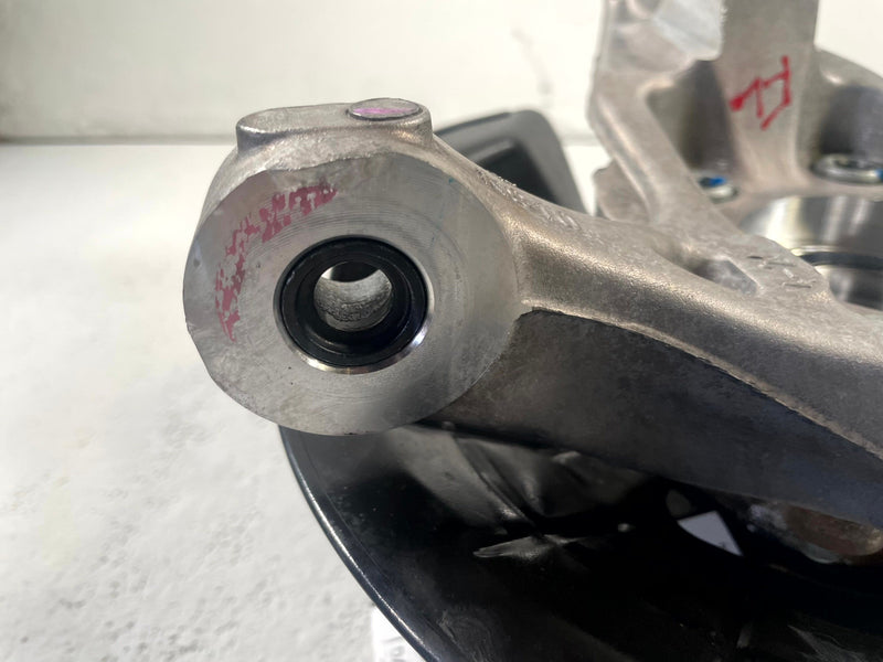 Load image into Gallery viewer, 2022-2026 HYUNDAI TUCSON FWD FRONT LEFT SIDE STEERING KNUCKLE W/ HUB # 112024
