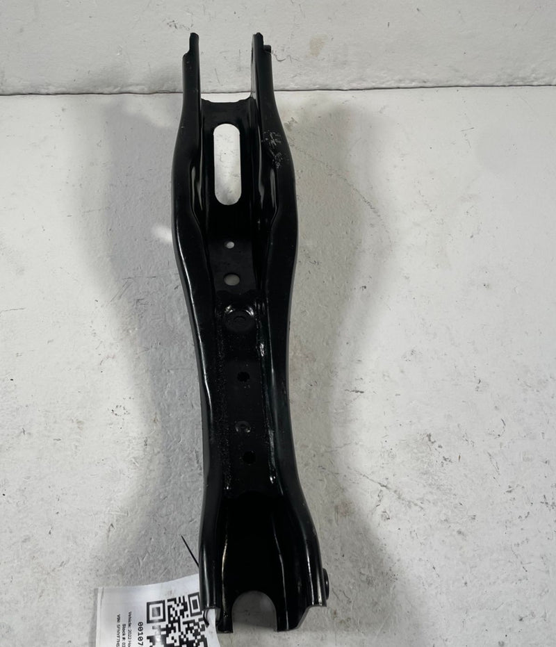 Load image into Gallery viewer, 2019 - 2025 HONDA PASSPORT REAR LEFT SIDE SUSPENSION LOWER CONTROL ARM # 107853
