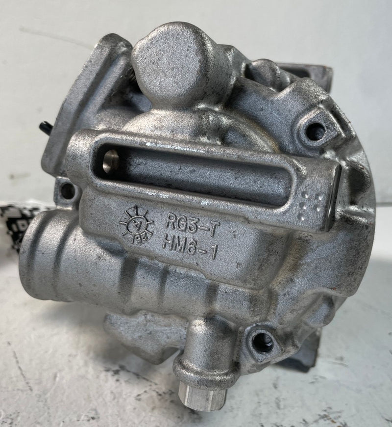 Load image into Gallery viewer, 2024 - 2026 HYUNDAI SANTA FE HVAC A/C AIR CONDITIONING COMPRESSOR 2.5L # 109304
