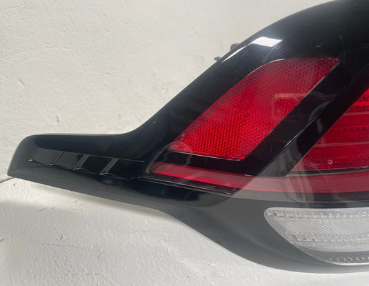 2023-25 KIA SPORTAGE REAR LEFT DRIVER SIDE LED OUTER TAILLIGHT LAMP 2.5L