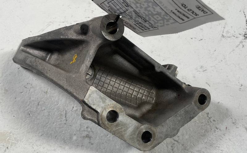 Load image into Gallery viewer, 2016-2025 HONDA PASSPORT ENGINE FRAME REARWARD MOUNT SUPPORT BRACKET 3.5L 107893
