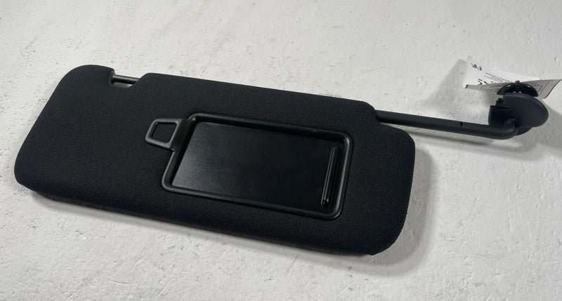 Load image into Gallery viewer, 2023-2025 HYUNDAI IONIQ 6 FRONT RIGHT SIDE SUN VISOR SUNVISOR BLACK # 110483
