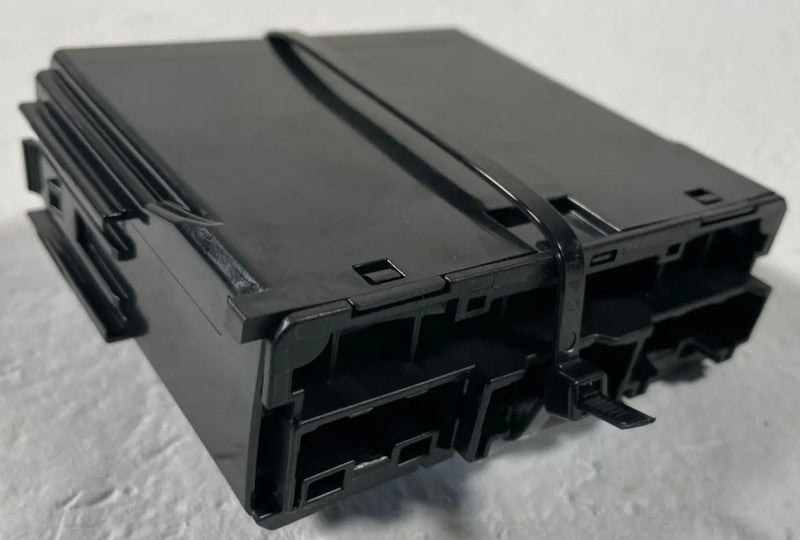 Load image into Gallery viewer, 2023 - 2026 HONDA HR-V ENGINE FUSE BOX RELAY CONTROL MODULE UNIT # 108020
