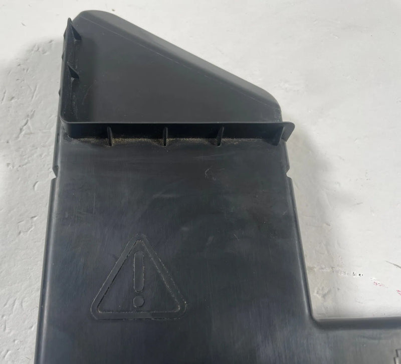 Load image into Gallery viewer, 2020 - 2026 FORD EXPLORER FRONT UPPER BATTERY TRAY COVER PANEL BRACKET # 111045
