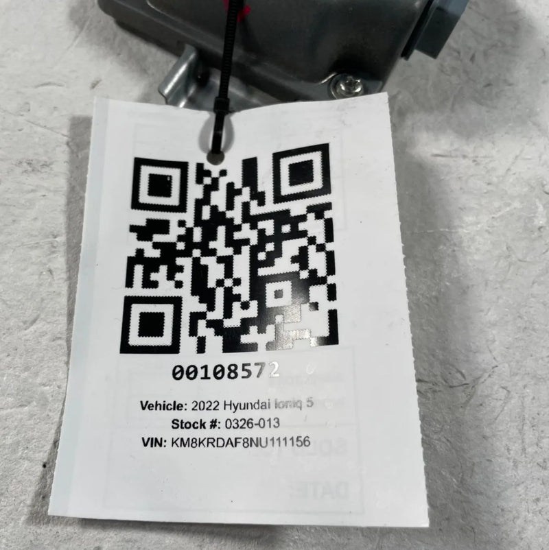 Load image into Gallery viewer, 22-24 HYUNDAI IONIQ 5 SHIFT BY WIRE SBW CONTROL MODULE UNIT 42951-18110 # 108572
