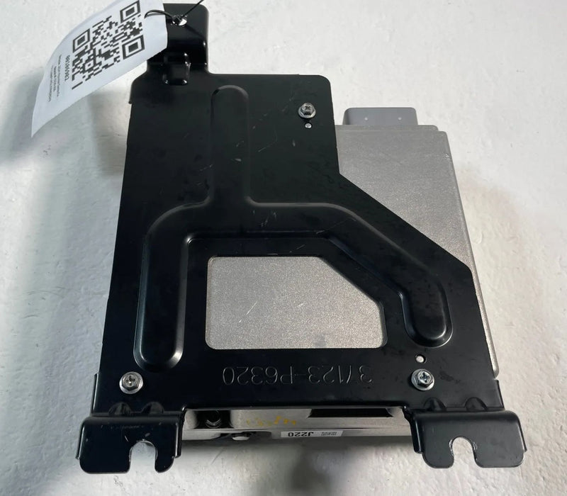 Load image into Gallery viewer, 2024-25 HYUNDAI SANTA FE LITHIUM ION BATTERY CONTROL MODULE 37120-R6250 # 10 (3)
