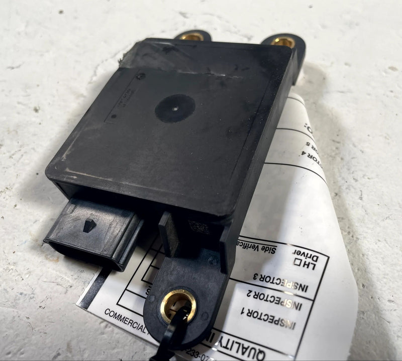 Load image into Gallery viewer, 2024-2026 HONDA PROLOGUE FRONT CRUISE CONTROL DISTANCE RADAR SENSOR # 114241
